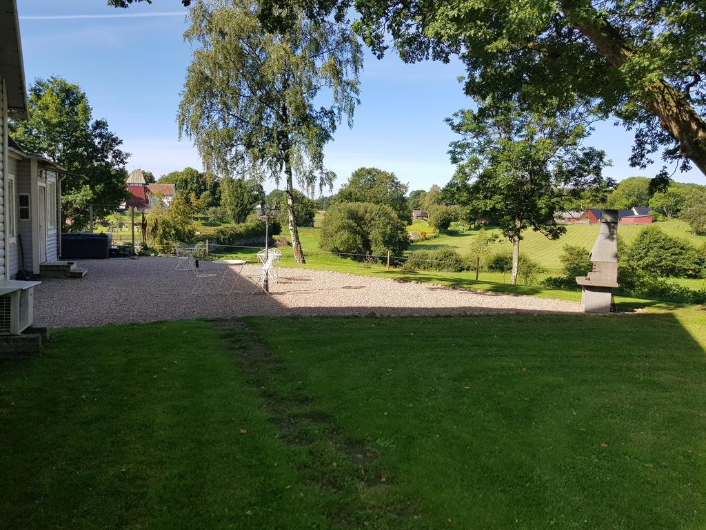Byskolansvandrarhem Bronnestad Esterno foto