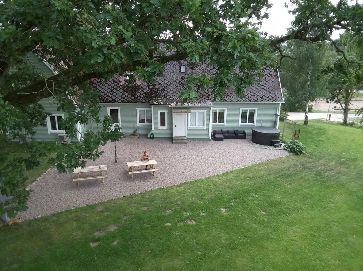 Byskolansvandrarhem Bronnestad Esterno foto