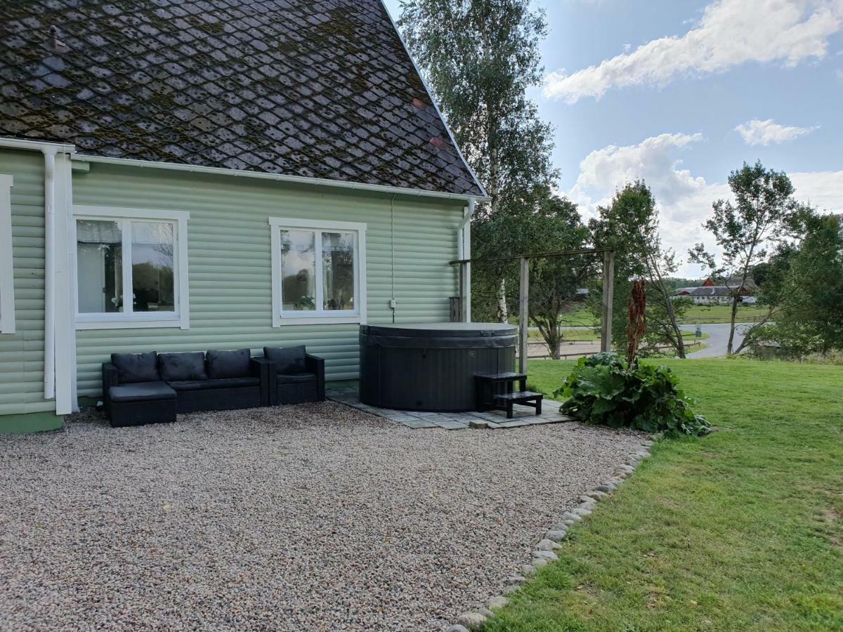 Byskolansvandrarhem Bronnestad Esterno foto
